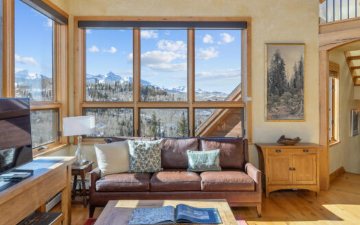 256 Country Club Drive