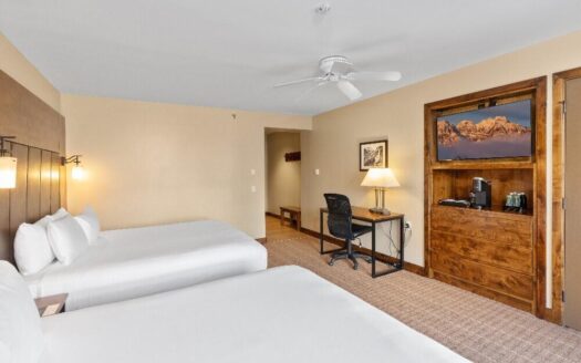 136 Country Club Drive 537