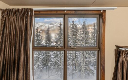 136 Country Club Drive 537