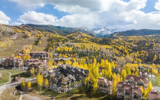 98 Aspen Ridge Drive 303