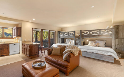 103 Double Eagle Way