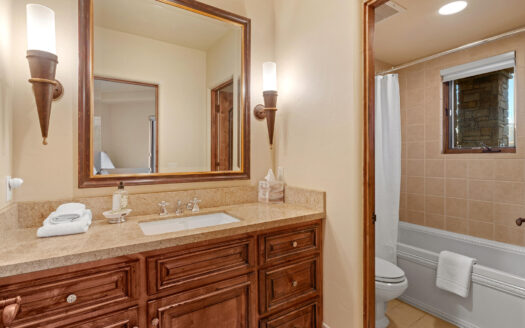 103 Double Eagle Way