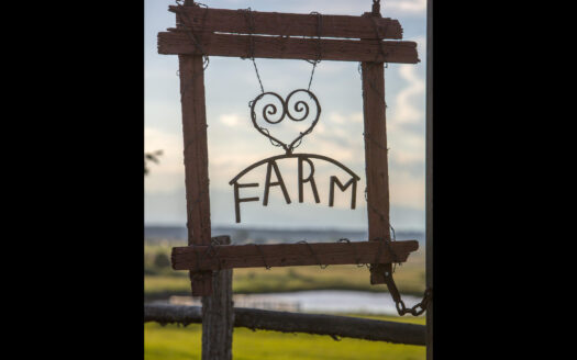 1789 County Road 44Z S