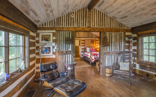 1789 County Road 44Z S