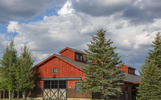 1789 County Road 44Z S