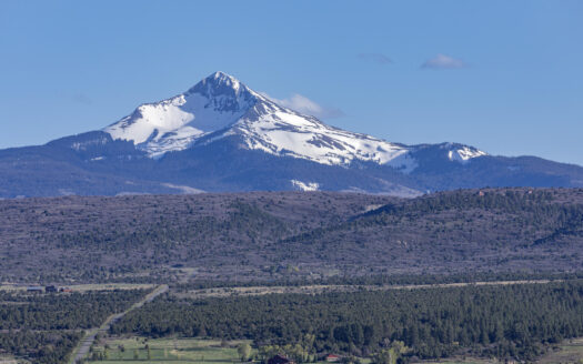 1789 County Road 44Z S