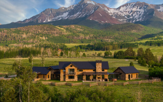 1050 / 973 Posey Road