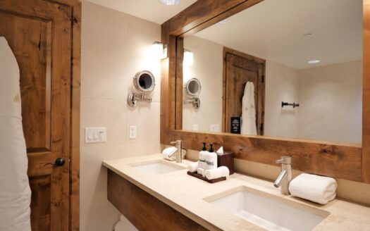 136 Country Club Drive 635 & 637