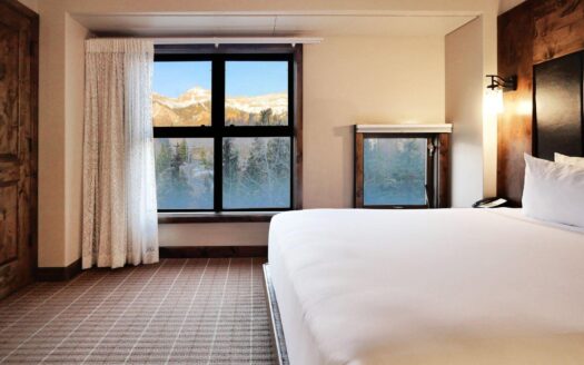 136 Country Club Drive 635 & 637