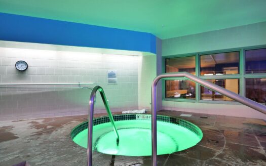 136 Country Club Drive 635 & 637