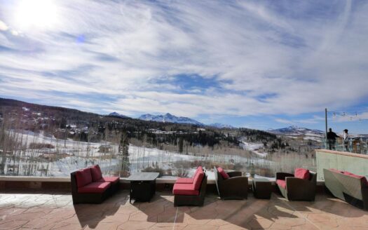 136 Country Club Drive 635 & 637