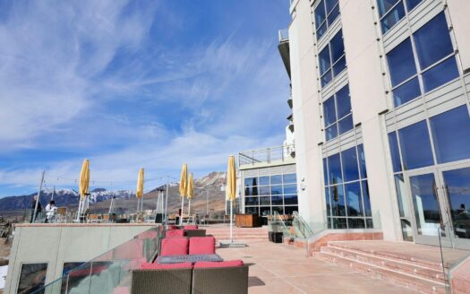 136 Country Club Drive 635 & 637