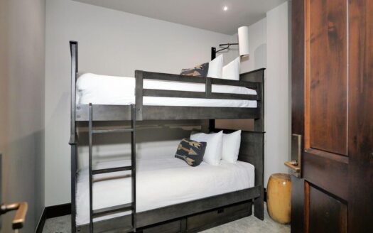 118 Lost Creek Lane 43/46