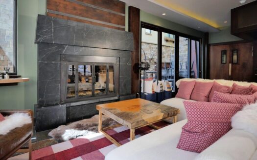 118 Lost Creek Lane 43/46