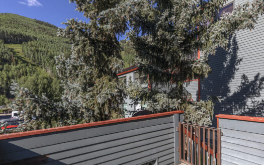 W 747 Pacific Avenue 322