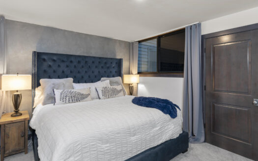 W 747 Pacific Avenue 322