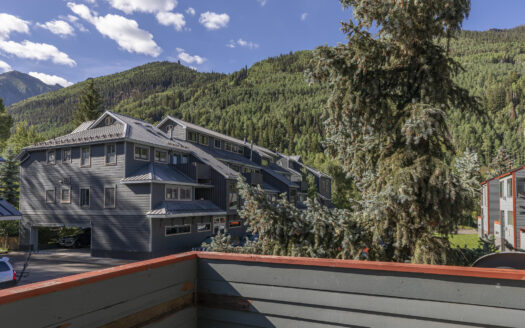 W 747 Pacific Avenue 322