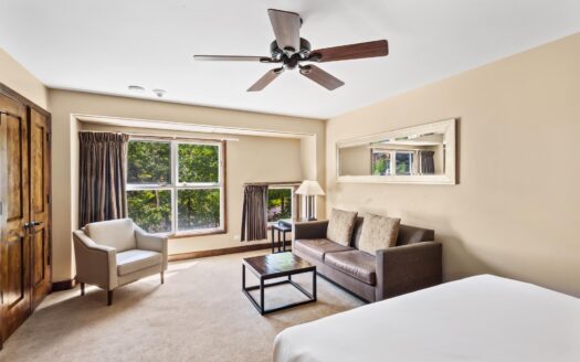 136 Country Club Drive 333