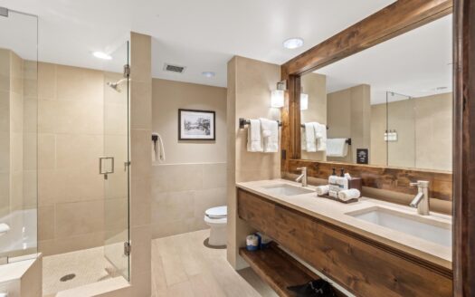 136 Country Club Drive 333