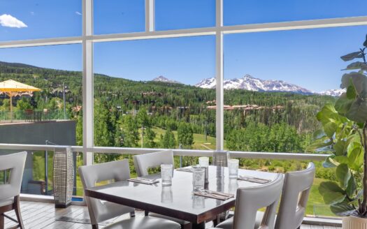 136 Country Club Drive 333