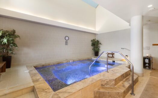 136 Country Club Drive 333