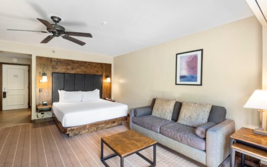 136 Country Club Drive 439