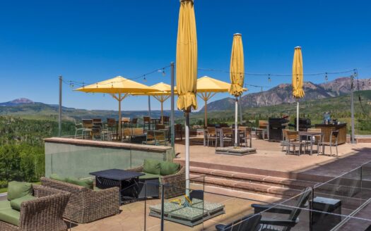 136 Country Club Drive 439