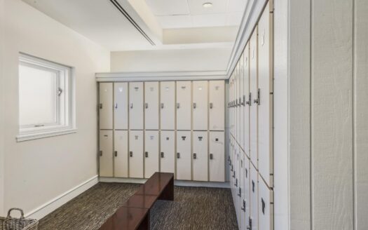 136 Country Club Drive 439