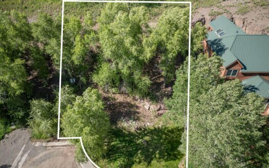 Lot C2 Pandora Avenue