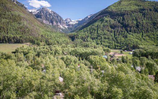 Lot C2 Pandora Avenue