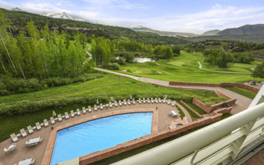 136 Country Club Drive 338