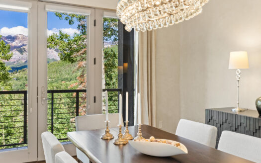 136 San Joaquin Road D201