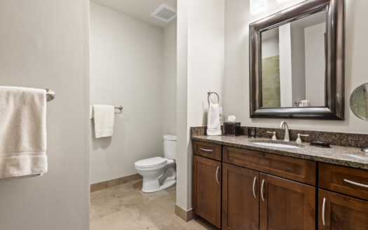 136 San Joaquin Road D201