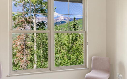 136 San Joaquin Road D201