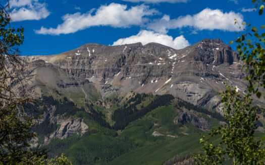 136 San Joaquin Road D201