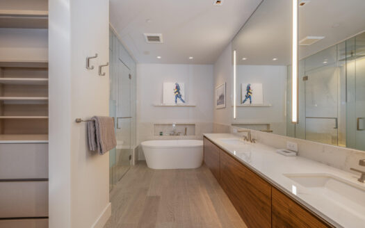 E 126 Colorado Avenue 126R