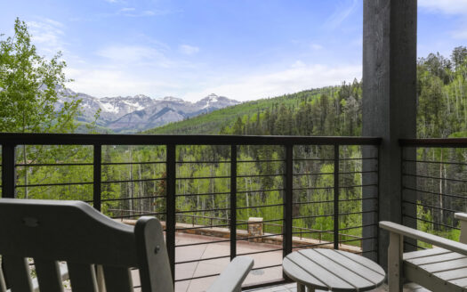 136 San Joaquin Road B201