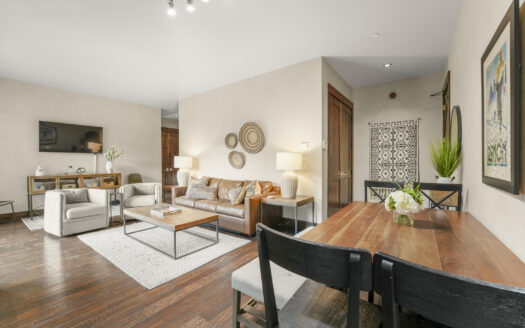 136 San Joaquin Road B201