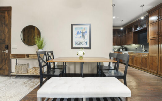 136 San Joaquin Road B201