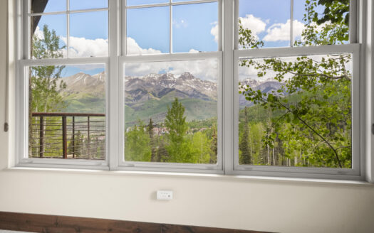 136 San Joaquin Road B201