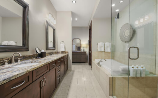 136 San Joaquin Road B201