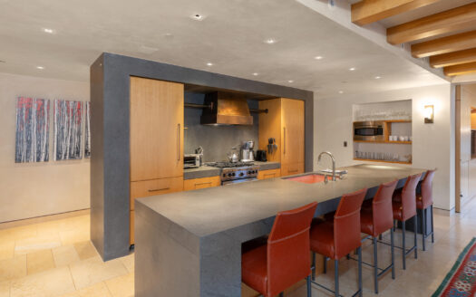 136 Country Club Drive 851