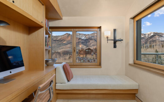 136 Country Club Drive 851