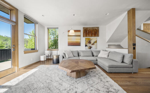 S 245 Sunset Ridge Drive