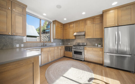 S 245 Sunset Ridge Drive