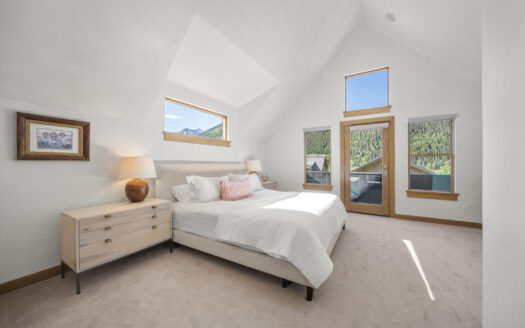 S 245 Sunset Ridge Drive