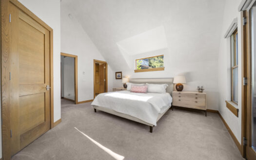 S 245 Sunset Ridge Drive