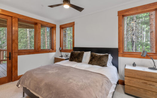 111 San Joaquin Road 20