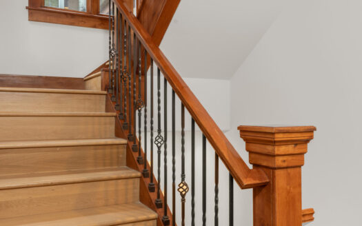 111 San Joaquin Road 20