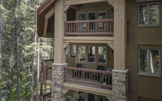 111 San Joaquin Road 20